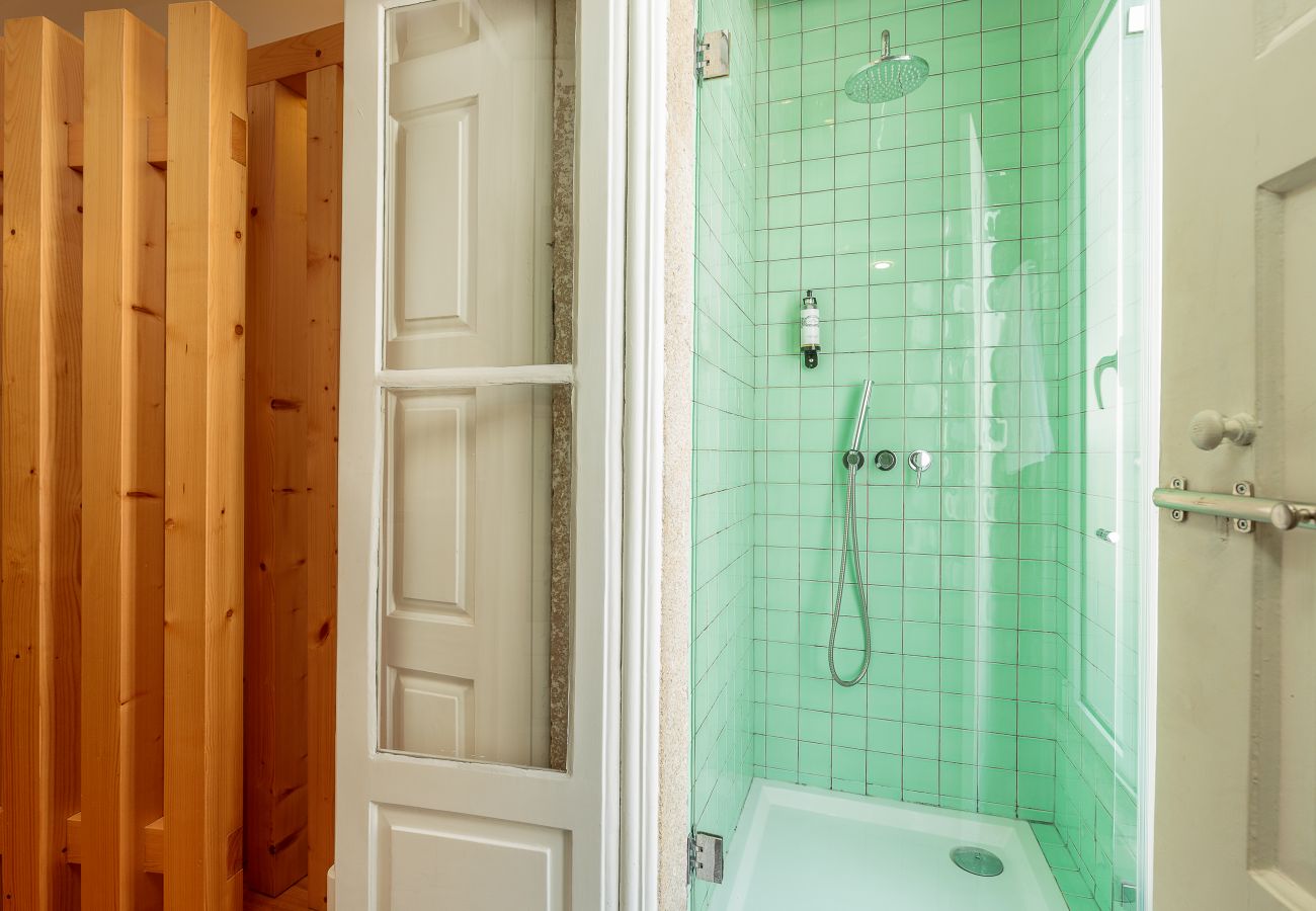 Estudio en Oporto - YOUROPO - Stories  1T