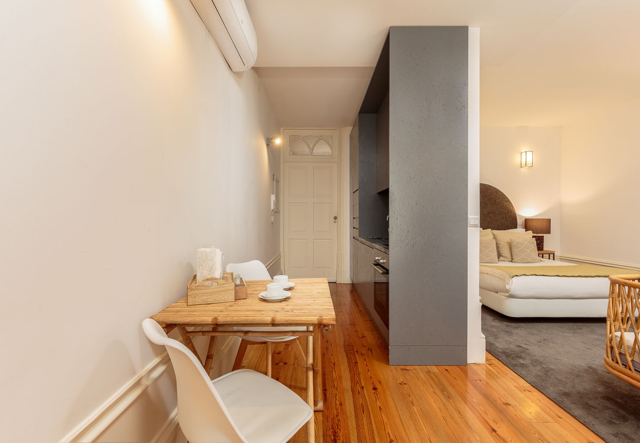 Estudio en Oporto - YOUROPO - Stories  1T