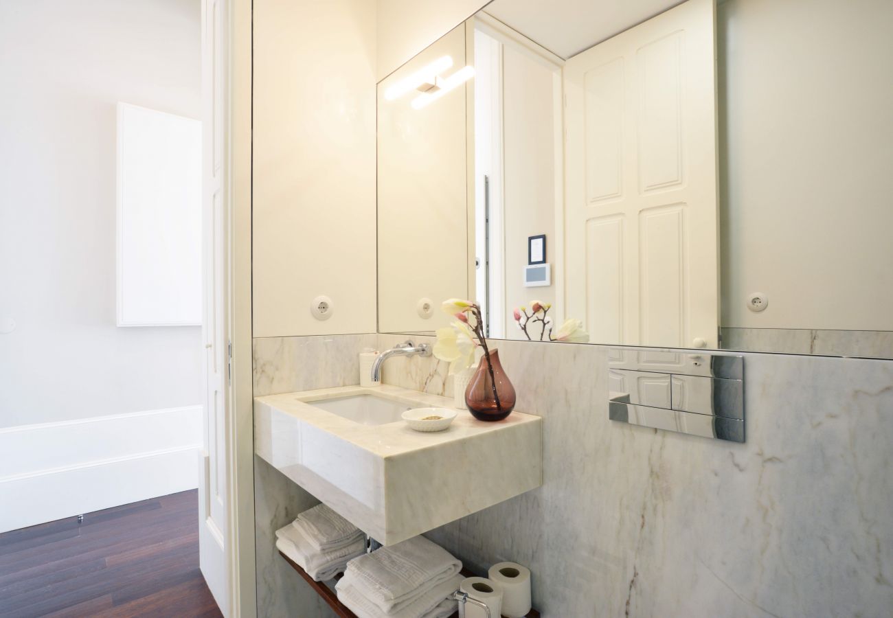 Estudio en Oporto - YOUROPO - Market 1B