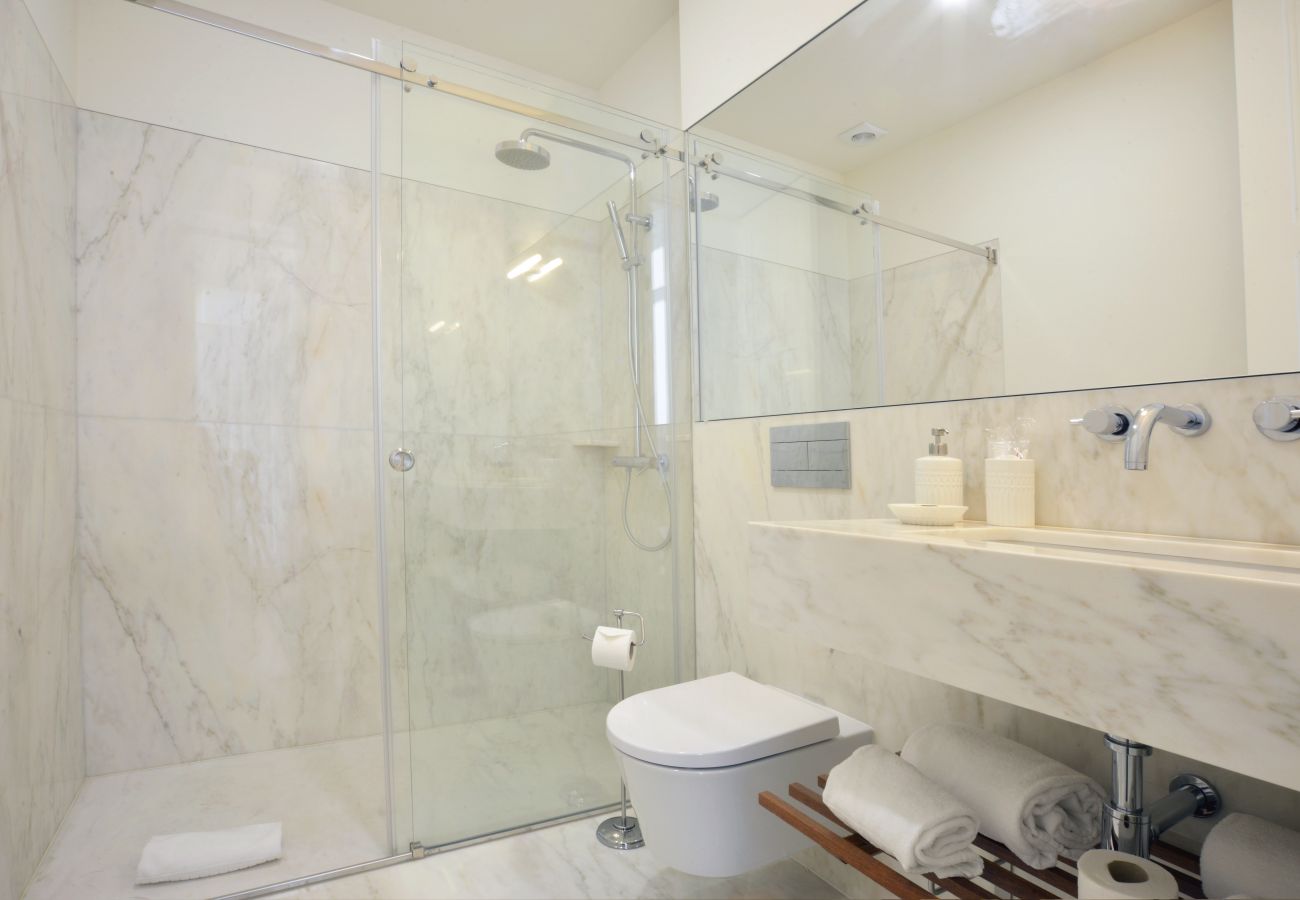 Estudio en Oporto - YOUROPO - Market 2C