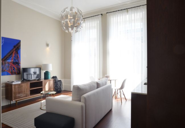Estudio en Porto - YOUROPO - Market 3B