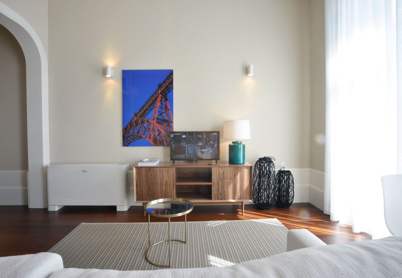 Estudio en Oporto - YOUROPO - Market 3B