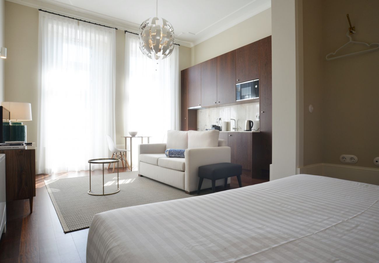 Estudio en Oporto - YOUROPO - Market 3B