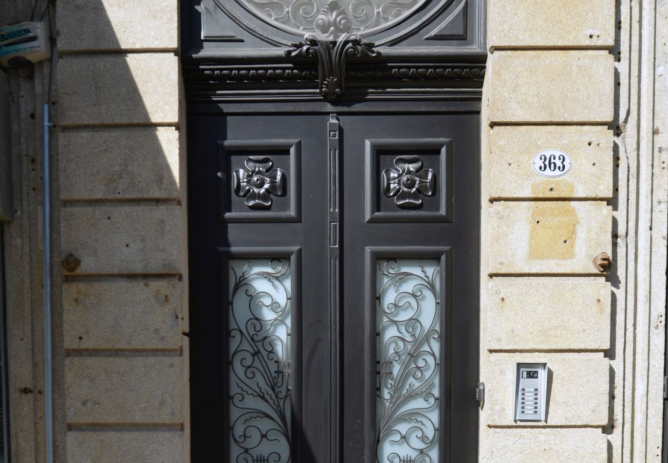 Estudio en Oporto - YOUROPO - Market 3C