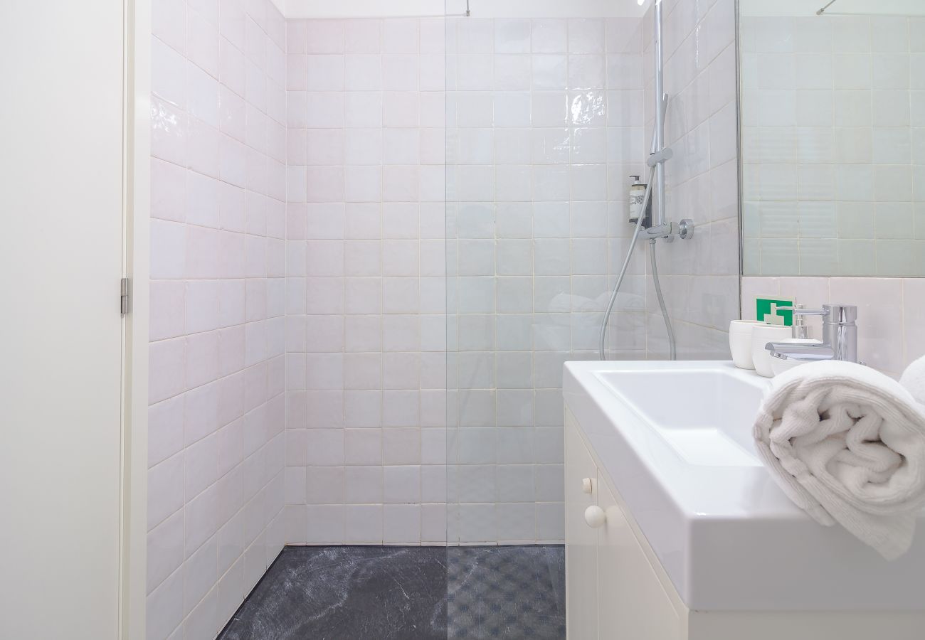Estudio en Oporto - YOUROPO - The Tower 1F