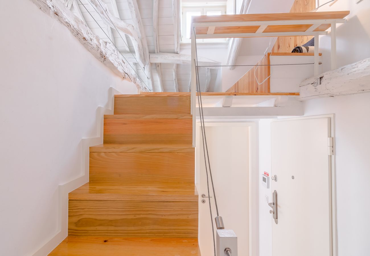 Estudio en Oporto - YOUROPO - The Tower 7F