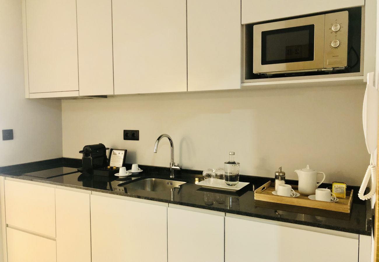 Estudio en Oporto - YOUROPO - Downtown 2B