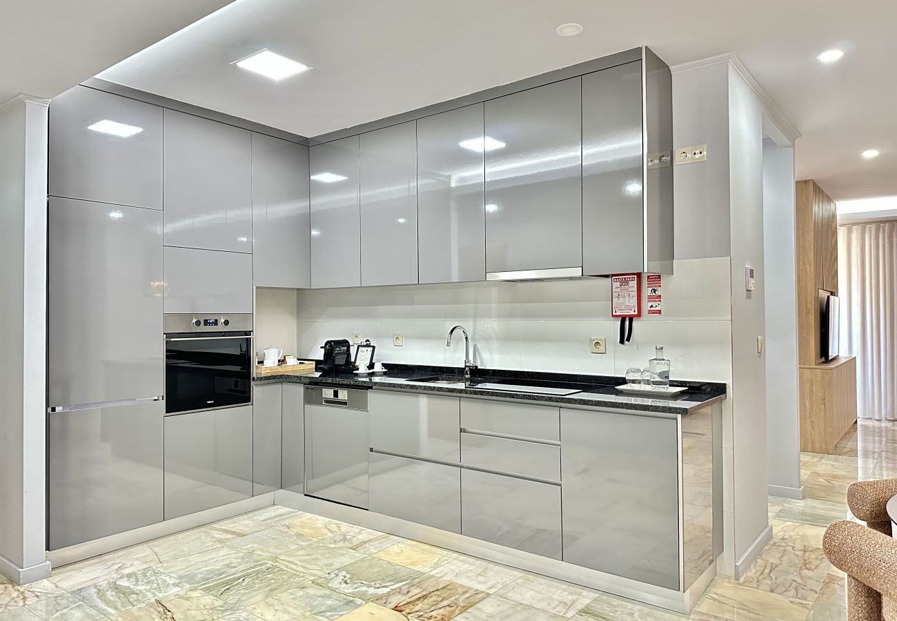 Estudio en Oporto - YOUROPO - Downtown 4B