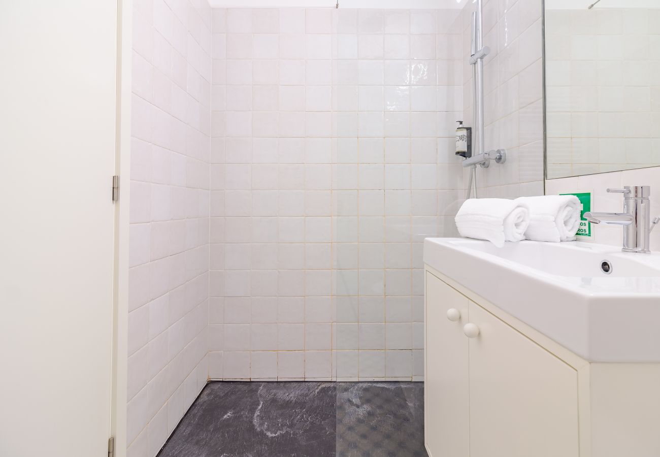 Estudio en Oporto - YOUROPO - The Tower 3F