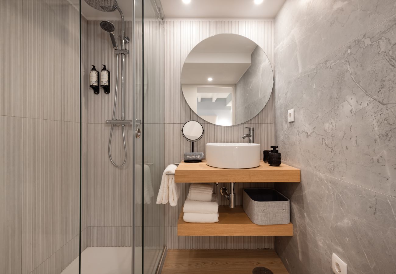 Estudio en Oporto - RA - Flores 1