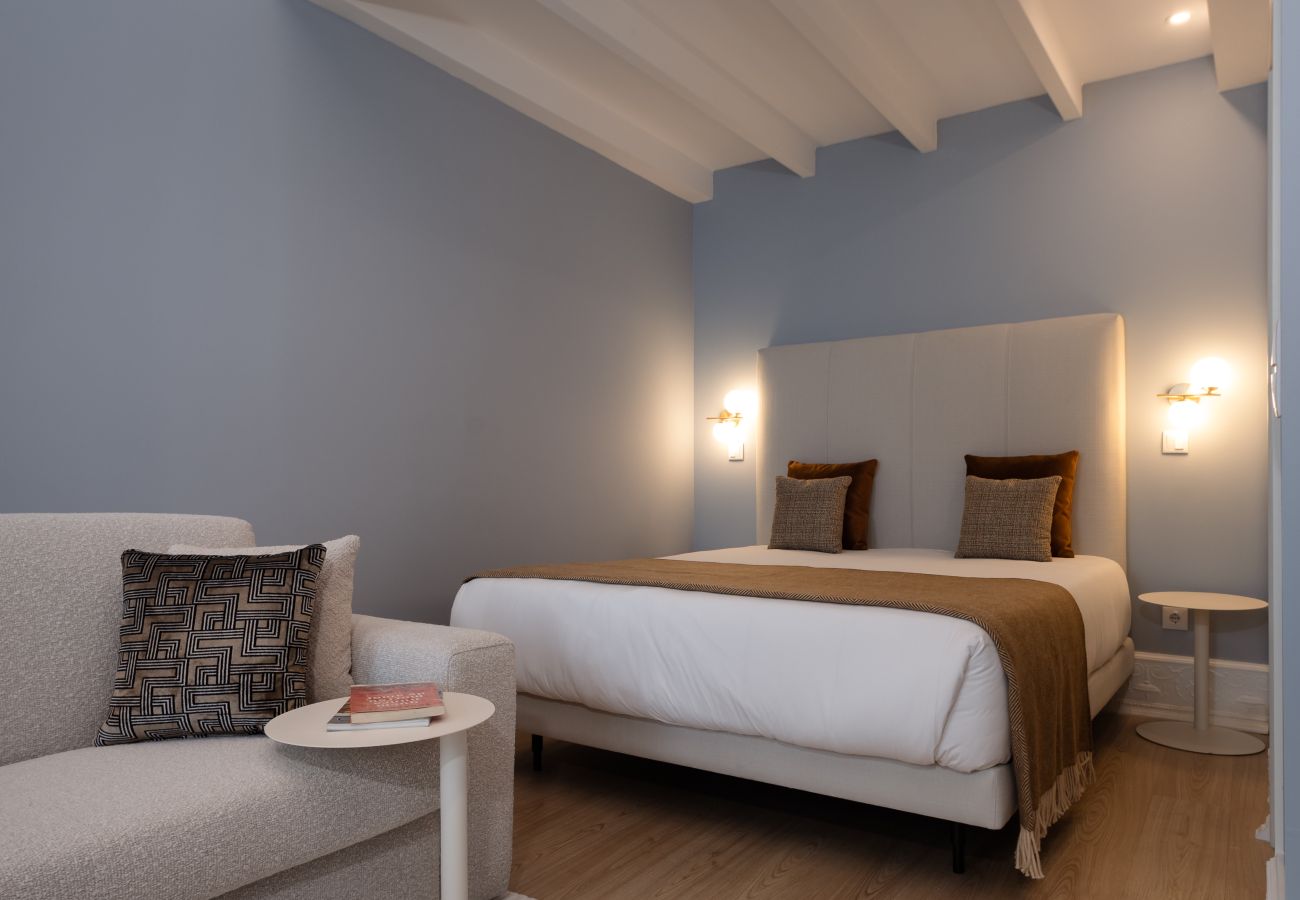 Studio à Porto - RA - Flores 1