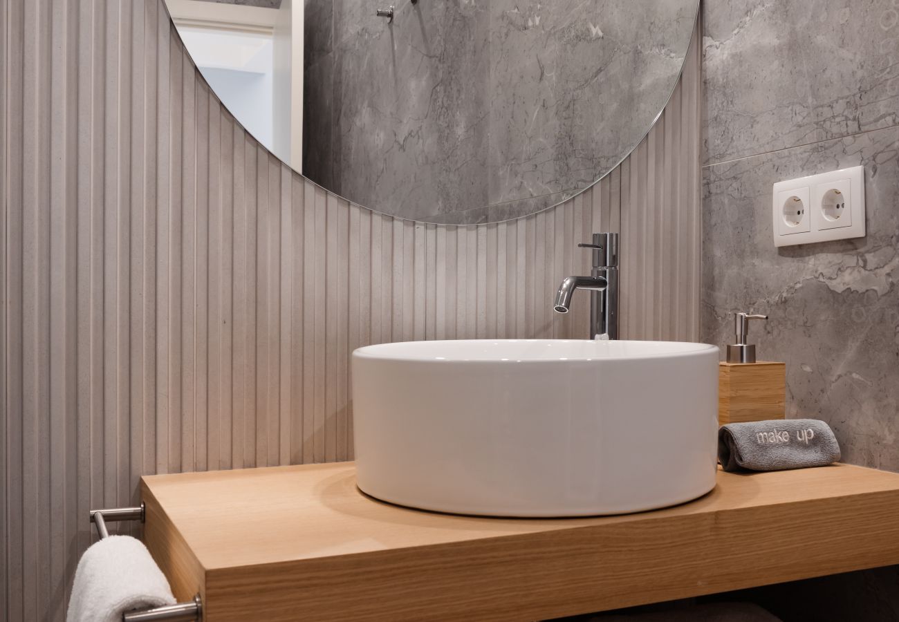 Studio à Porto - RA - Flores 1