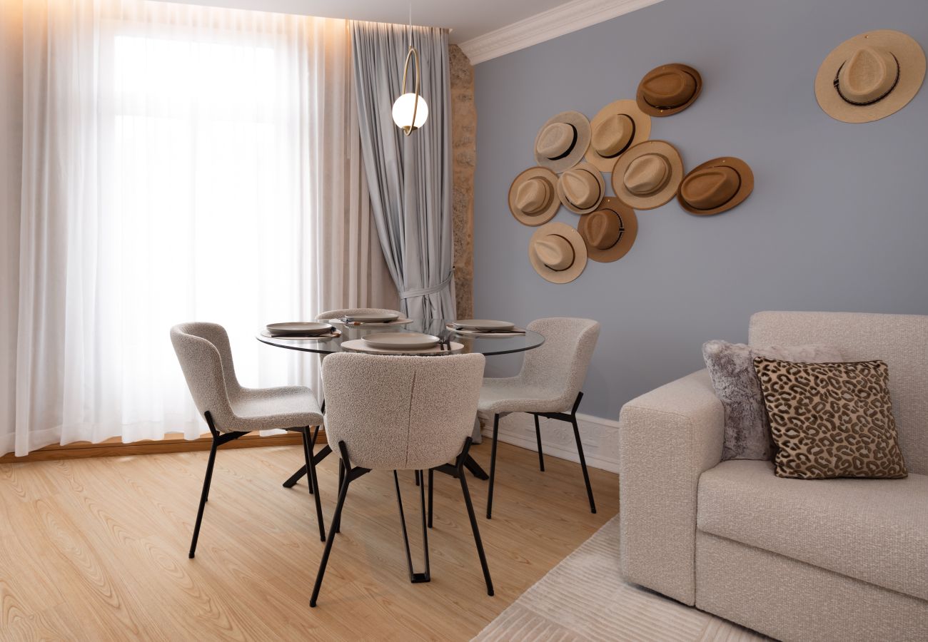 Studio à Porto - RA - Flores 2