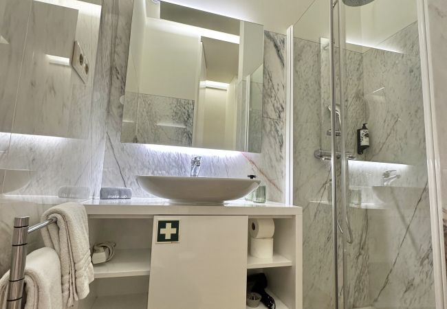 Estúdio em Porto - Collection 4T Estúdio em Porto - Collection 4T