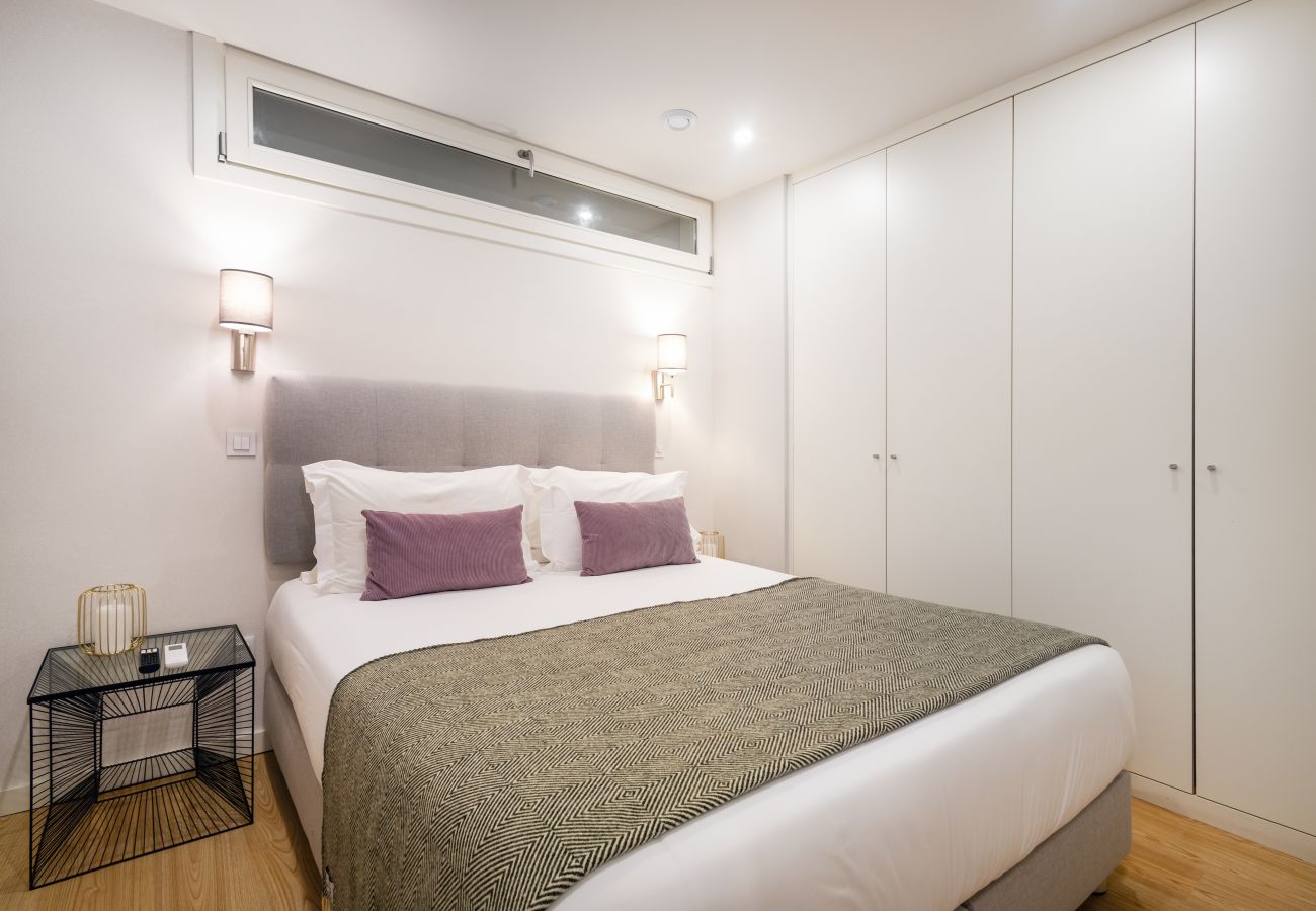 Apartamento em Porto - RA - São João 1