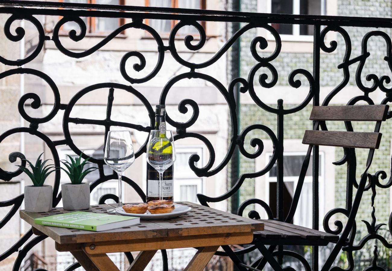 Apartamento em Porto - RA - São João 2