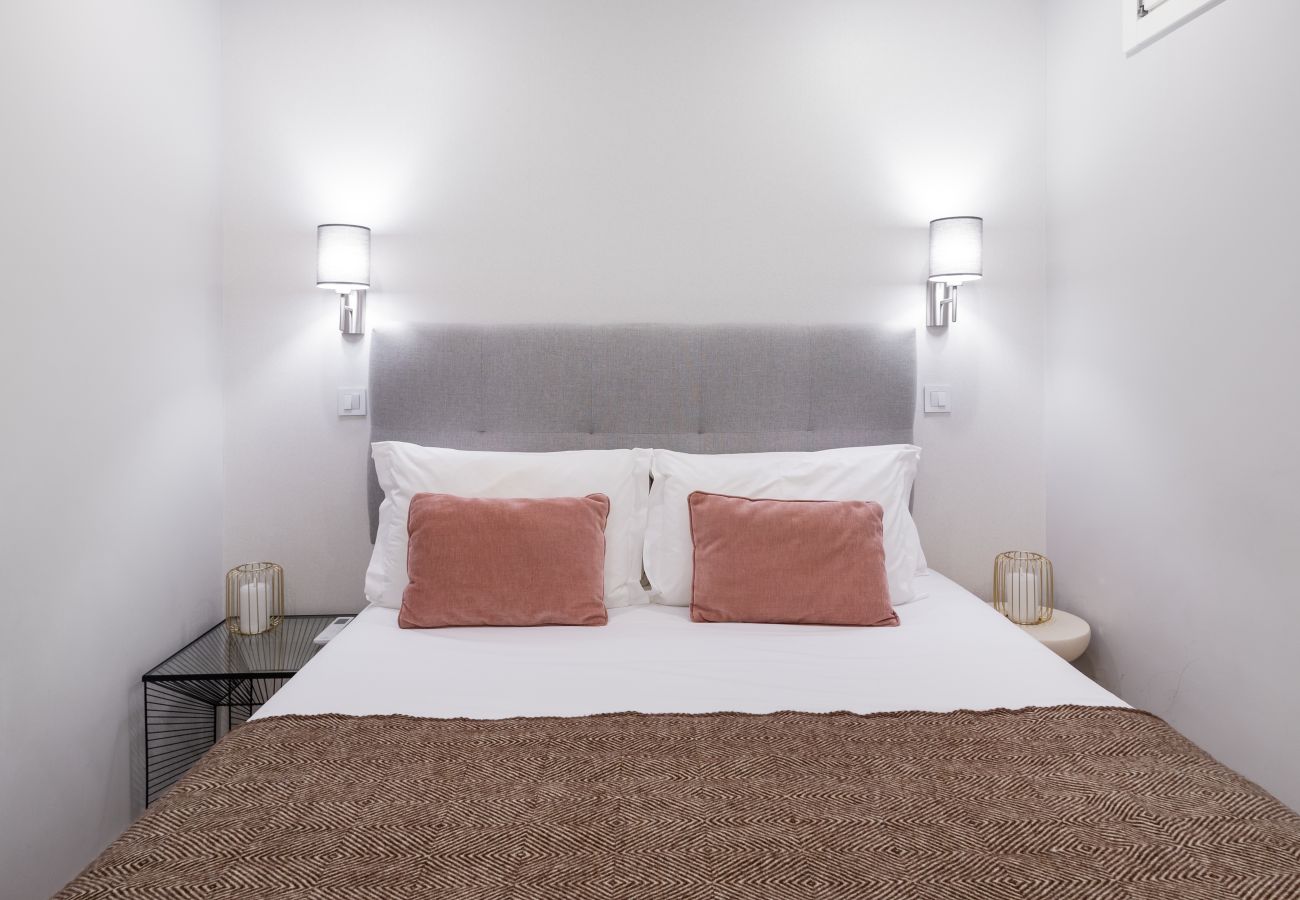 Apartamento em Porto - RA - São João 2