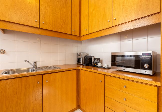 Apartment in Porto - YOUROPO - Clérigos 1A