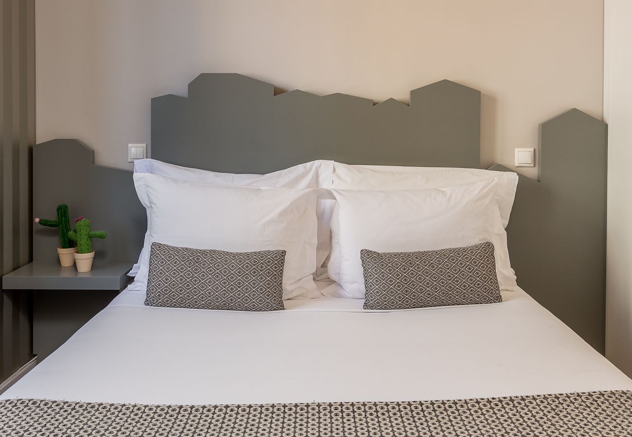 Apartment in Porto - YOUROPO - Clérigos 1A