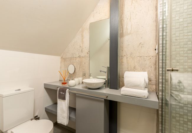 Apartment in Porto - YOUROPO - Ribeira Porto 0