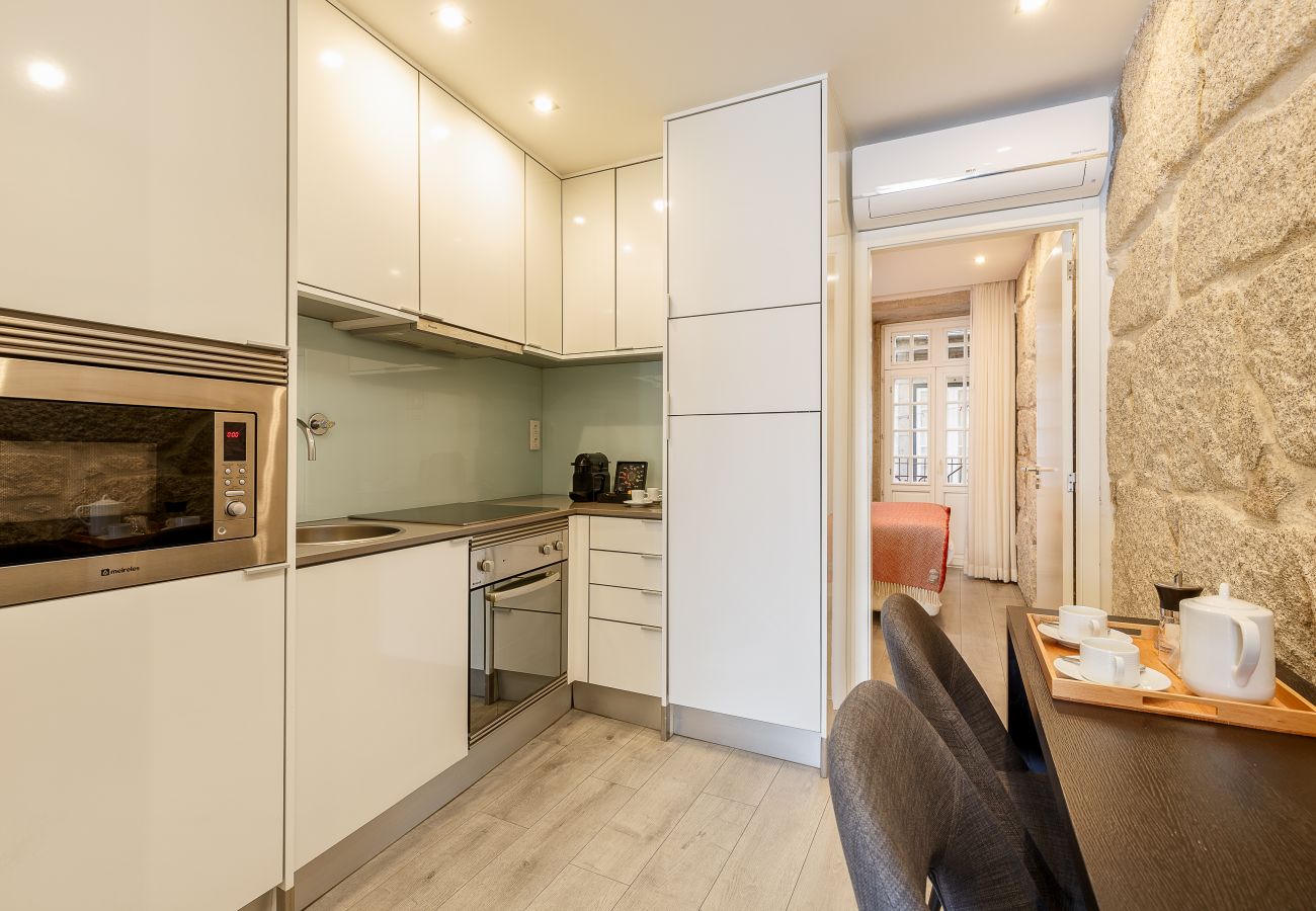 Apartment in Porto - YOUROPO - Ribeira Porto 1