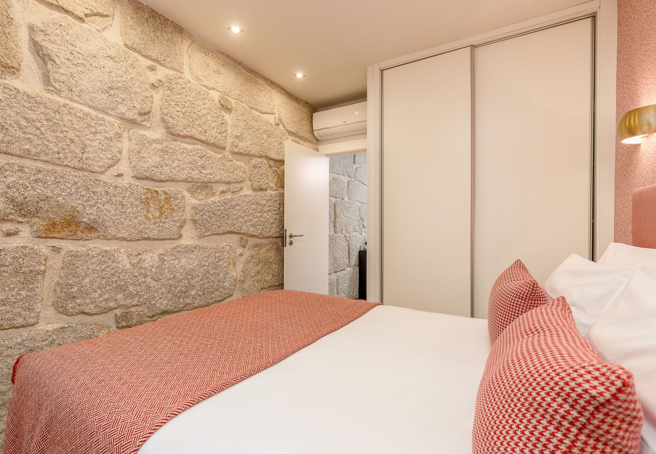 Apartment in Porto - YOUROPO - Ribeira Porto 1
