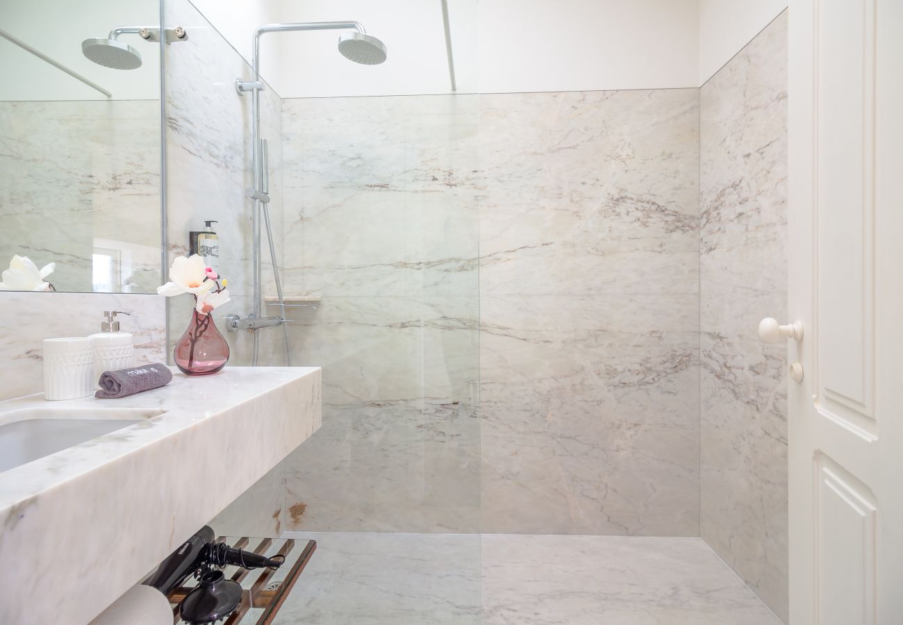 Studio in Porto - YOUROPO - Market 4C