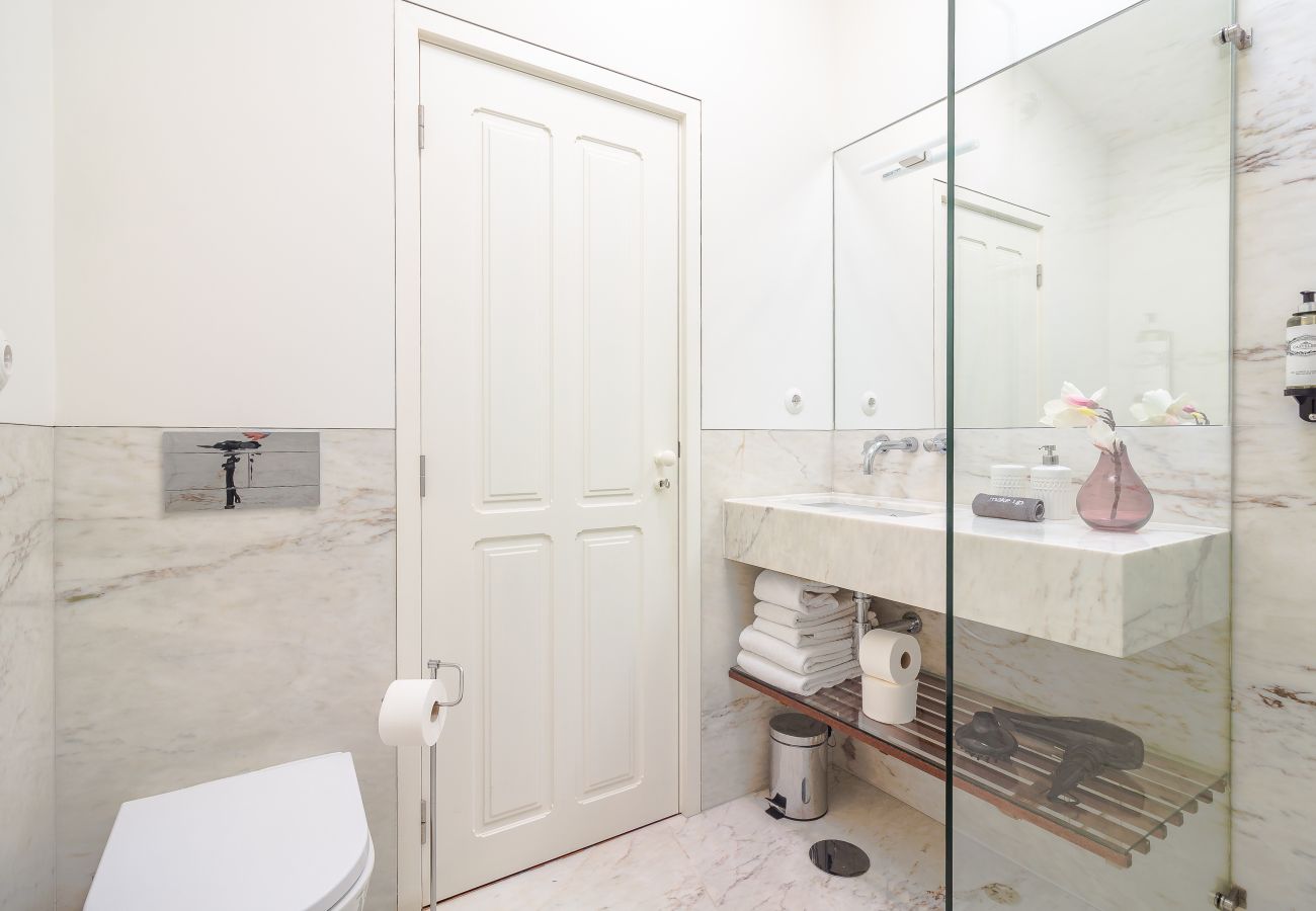 Studio in Porto - YOUROPO - Market 4C