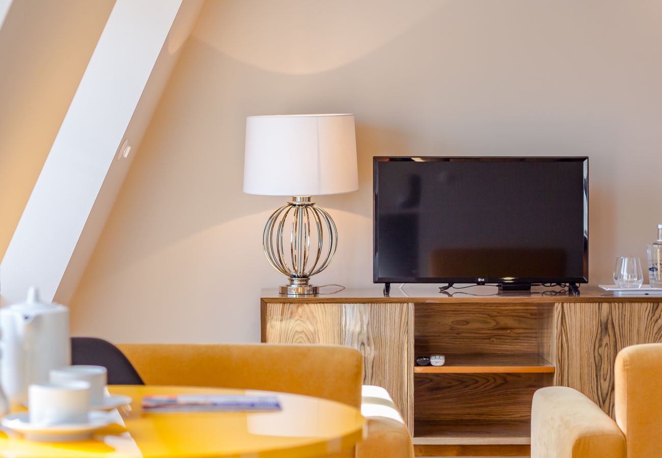 Studio in Porto - YOUROPO - Market 4C