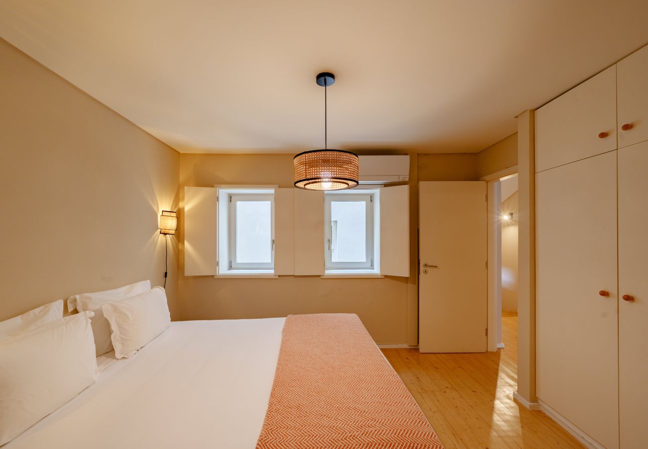 Apartment in Porto - Taipas 7