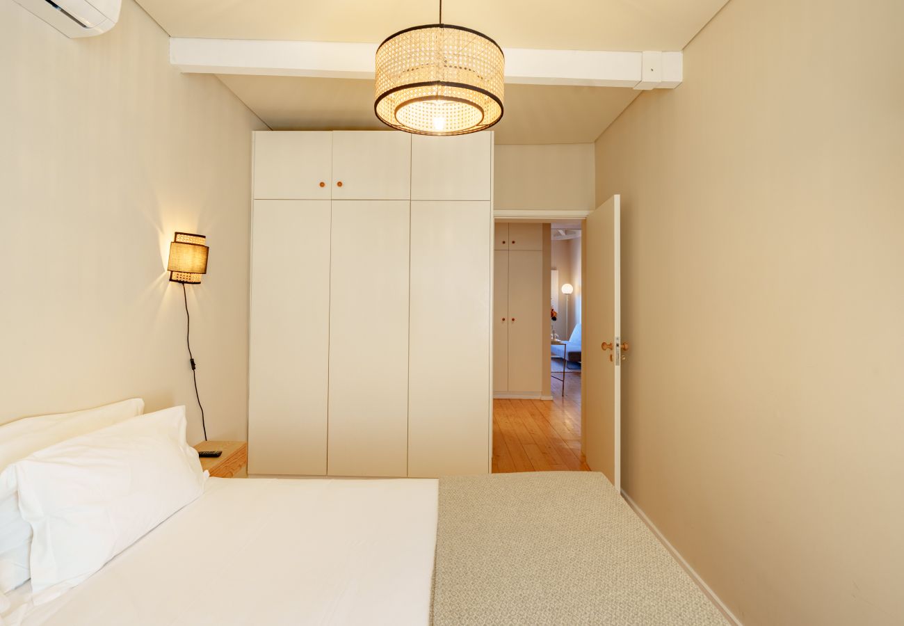 Apartment in Porto - Porto Vitoria 12