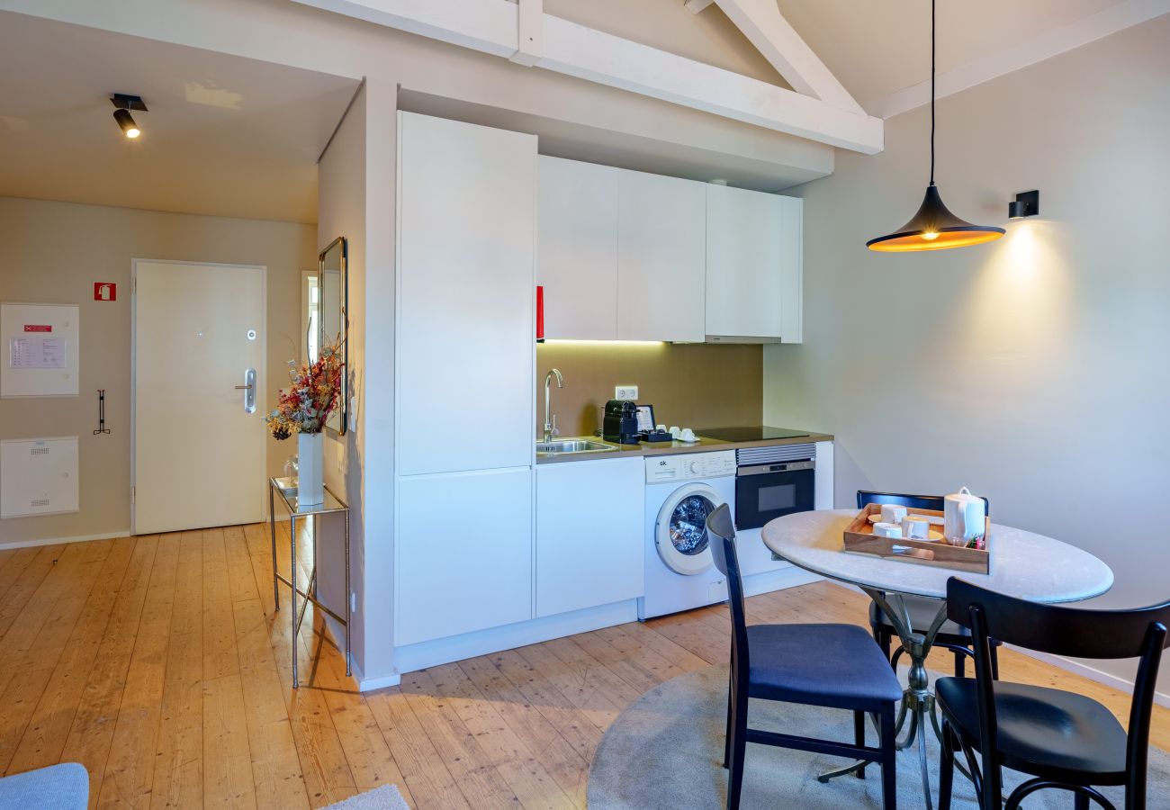 Apartment in Porto - Porto Vitoria 12