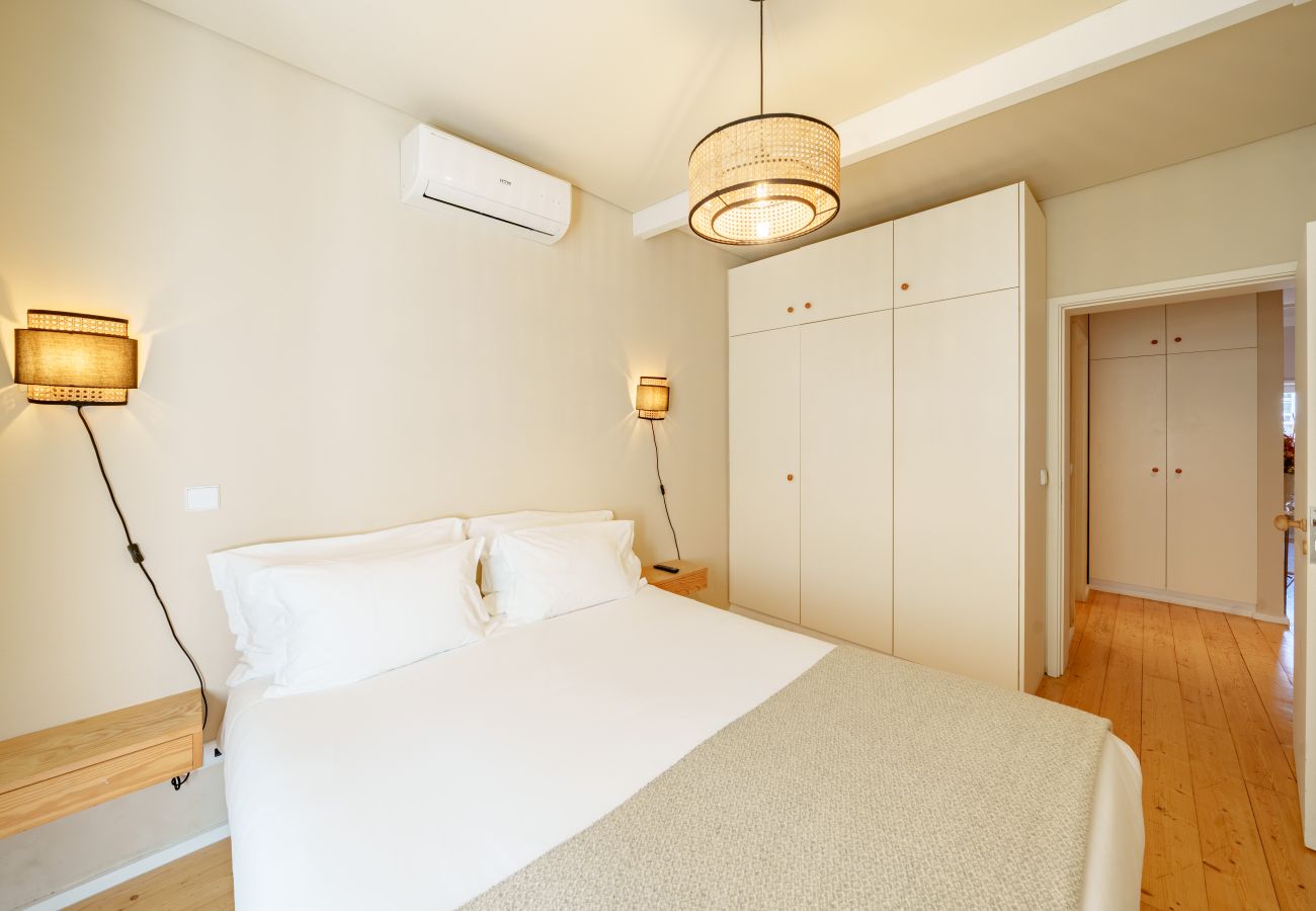 Apartment in Porto - Porto Vitoria 12