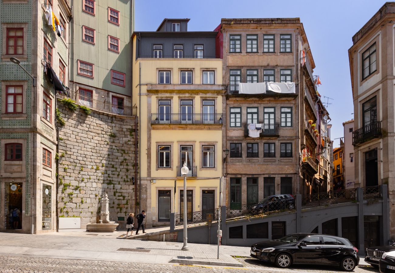 Studio in Porto - RA - Flores 2