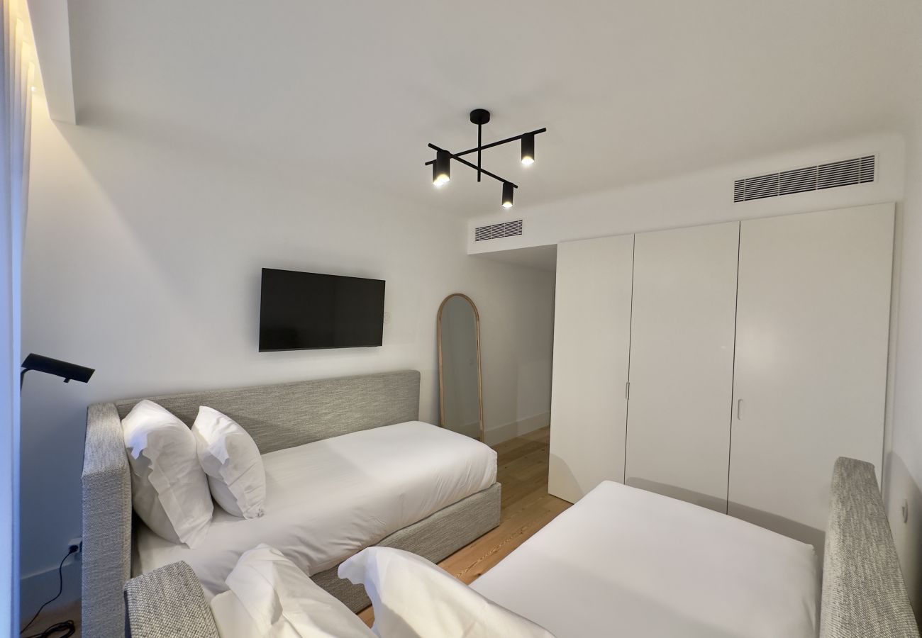 Apartment in Porto - Bonjardim Prime 3E