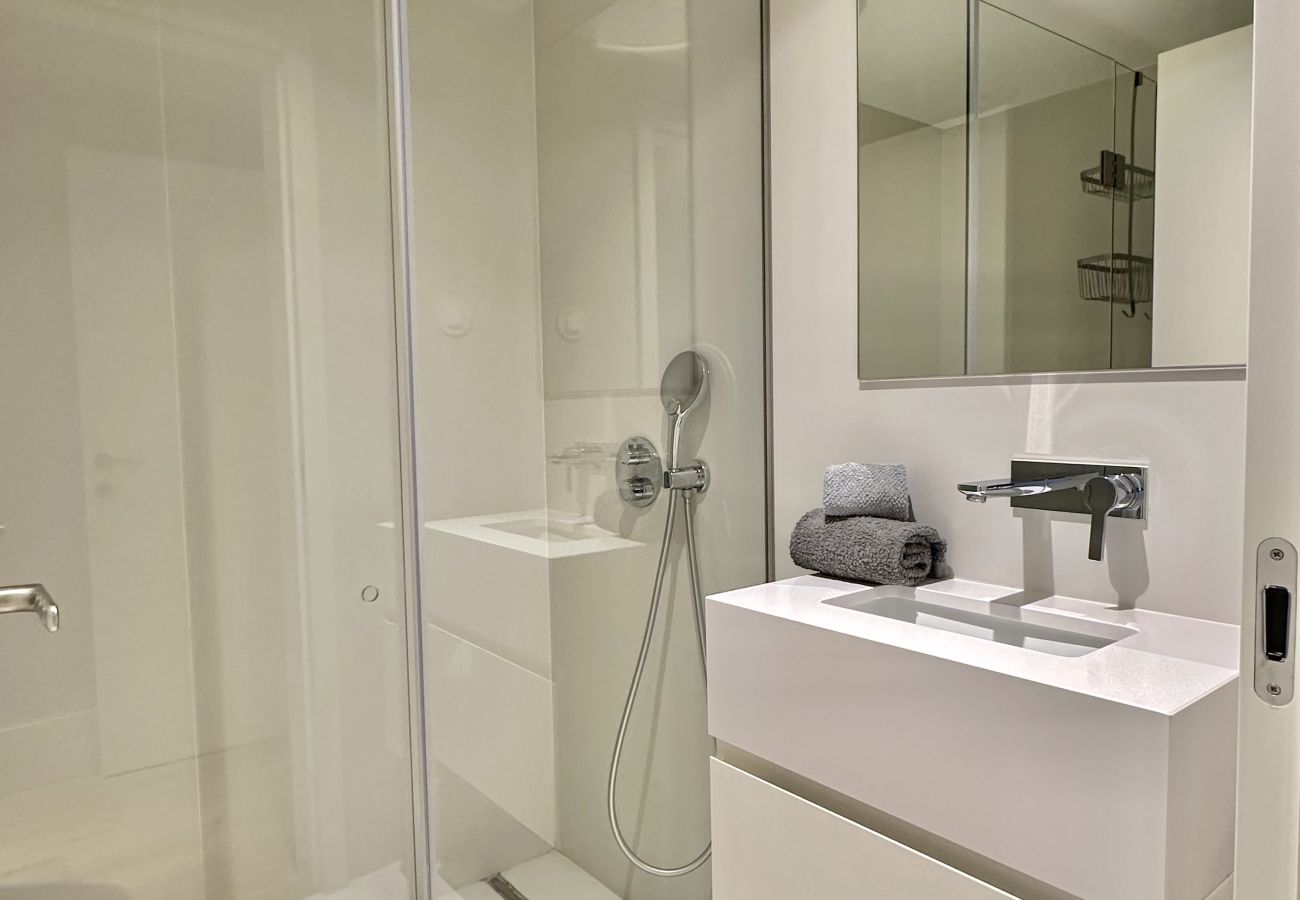 Apartment in Porto - Z - Premium Bolhão Market Residence 1D